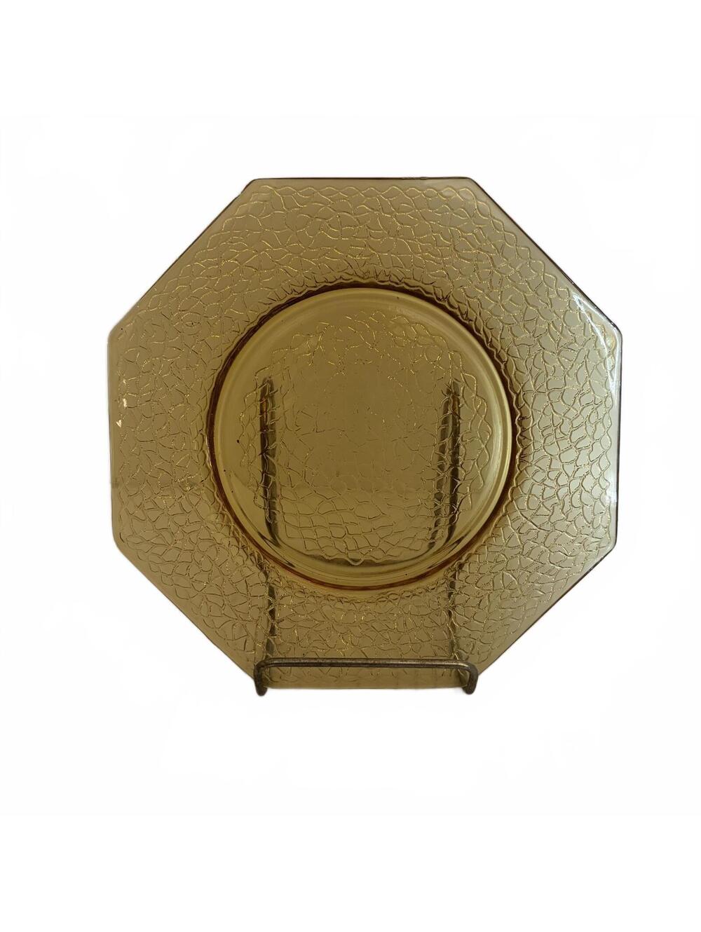 Set of 10 L.E. Smith amber glass plates with a crackle pattern